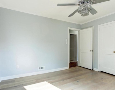 4023 Chestnut Street - Photo Thumbnail 23