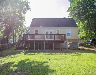4023 Chestnut Street - Photo Thumbnail 8