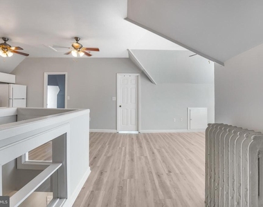 1122 Caroline Street - Photo Thumbnail 5
