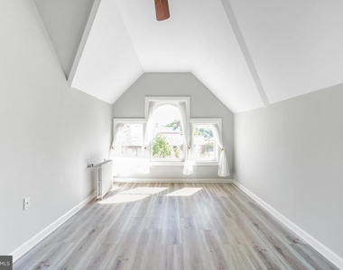 1122 Caroline Street - Photo Thumbnail 10