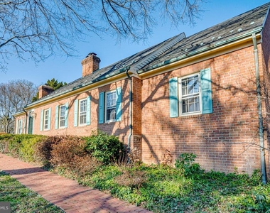 901 Janneys Lane - Photo Thumbnail 5