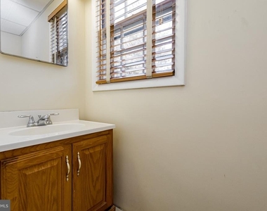 901 Janneys Lane - Photo Thumbnail 50