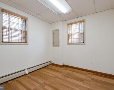 901 Janneys Lane - Photo Thumbnail 48