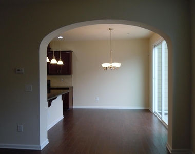 10118 Knotty Pine Lane - Photo Thumbnail 28