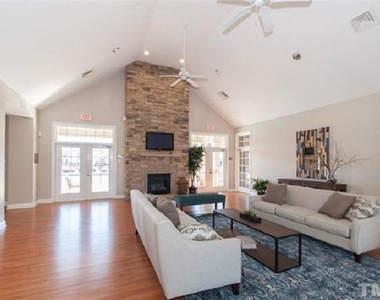 10118 Knotty Pine Lane - Photo Thumbnail 34