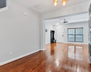 8751 Cypress Grove Run - Photo Thumbnail 8