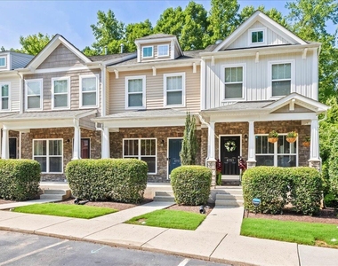 8751 Cypress Grove Run - Photo Thumbnail 1