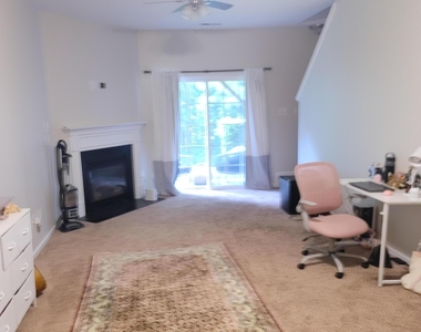 666 Cupola Drive - Photo Thumbnail 12