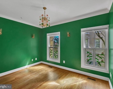 1335 N 14th Street N - Photo Thumbnail 33