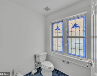 1335 N 14th Street N - Photo Thumbnail 45