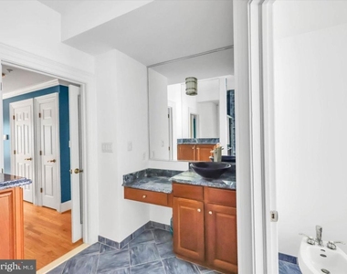 1335 N 14th Street N - Photo Thumbnail 54