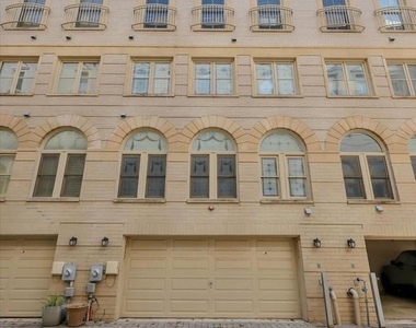 1335 N 14th Street N - Photo Thumbnail 60