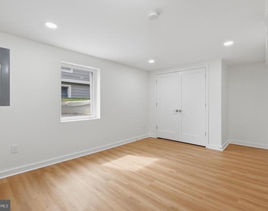 1545 11th Street S - Photo Thumbnail 16