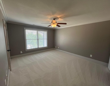 8012 Lloyd Allyns Way - Photo Thumbnail 24