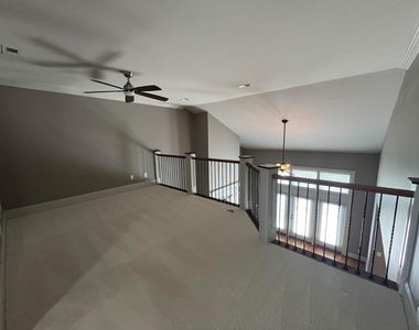8012 Lloyd Allyns Way - Photo Thumbnail 27