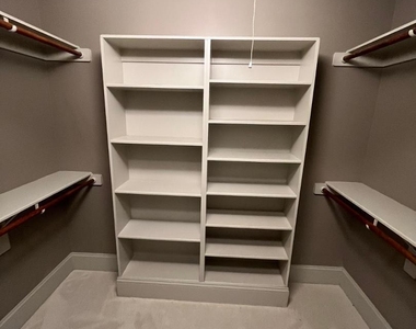 8012 Lloyd Allyns Way - Photo Thumbnail 22
