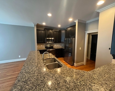 8012 Lloyd Allyns Way - Photo Thumbnail 8