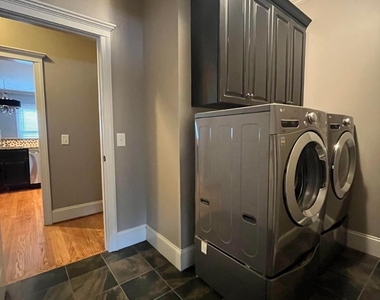 8012 Lloyd Allyns Way - Photo Thumbnail 30