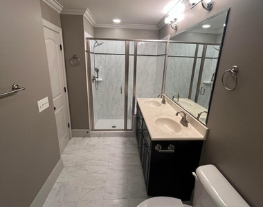 8012 Lloyd Allyns Way - Photo Thumbnail 21