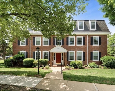 3008 S Abingdon Street - Photo Thumbnail 1