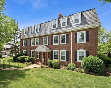 3008 S Abingdon Street - Photo Thumbnail 16
