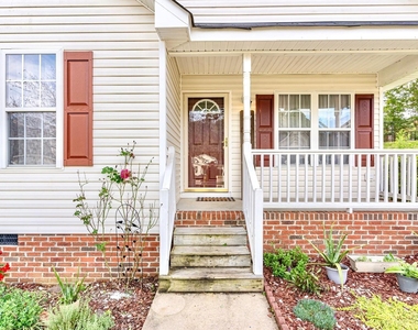 4408 Valley Cove Court - Photo Thumbnail 3