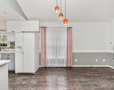 4408 Valley Cove Court - Photo Thumbnail 8