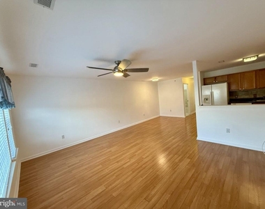 9228 Blue Grass Road - Photo Thumbnail 5