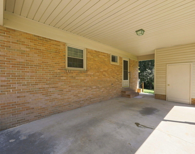 41 Hillcrest Drive - Photo Thumbnail 10