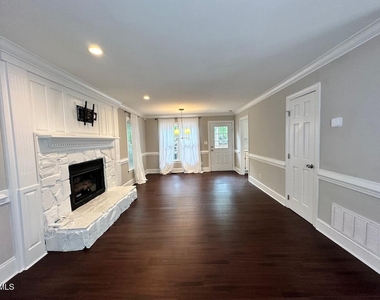 3117 E Folkestone Place - Photo Thumbnail 3