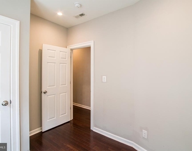 723 S 56th Street - Photo Thumbnail 6