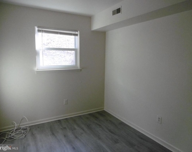 235 Parker Avenue - Photo Thumbnail 18