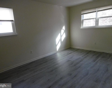 235 Parker Avenue - Photo Thumbnail 20