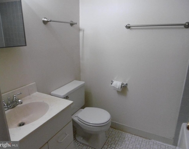 235 Parker Avenue - Photo Thumbnail 16