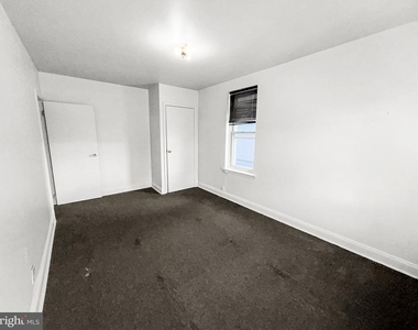 352 N Gross Street - Photo Thumbnail 11