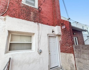 352 N Gross Street - Photo Thumbnail 12