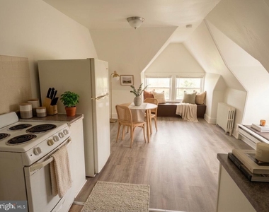 4637 Leiper Street - Photo Thumbnail 2