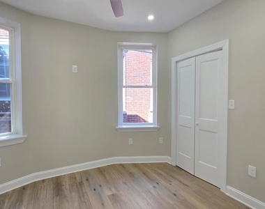 1207 W Wyoming Avenue - Photo Thumbnail 7