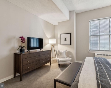 875 Sansom Street - Photo Thumbnail 16