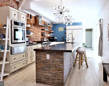2005 N Mascher Street - Photo Thumbnail 9