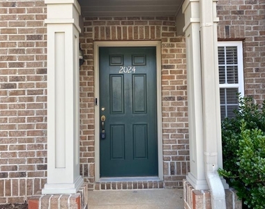 2024 Kedvale Avenue - Photo Thumbnail 1