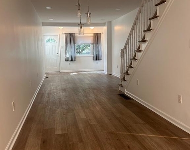 815 Tasker Street - Photo Thumbnail 1