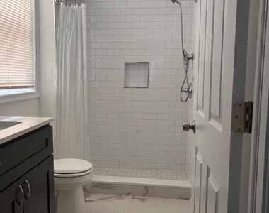 815 Tasker Street - Photo Thumbnail 11