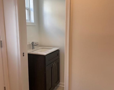 815 Tasker Street - Photo Thumbnail 18
