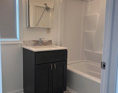 815 Tasker Street - Photo Thumbnail 13