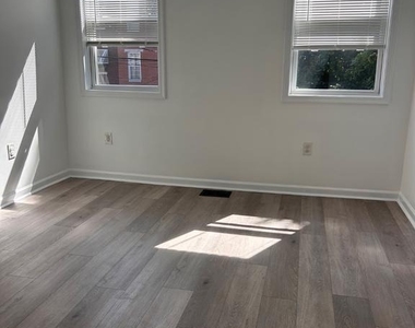815 Tasker Street - Photo Thumbnail 15
