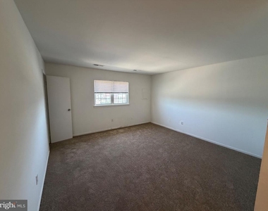 3402 Stanwood Street - Photo Thumbnail 1