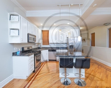 4852 South Prairie Avenue - Photo Thumbnail 8
