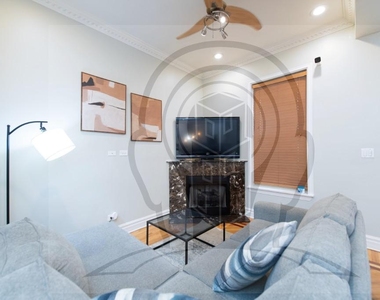 4852 South Prairie Avenue - Photo Thumbnail 9