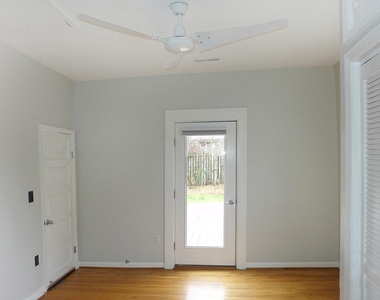 103 Center Street - Photo Thumbnail 7